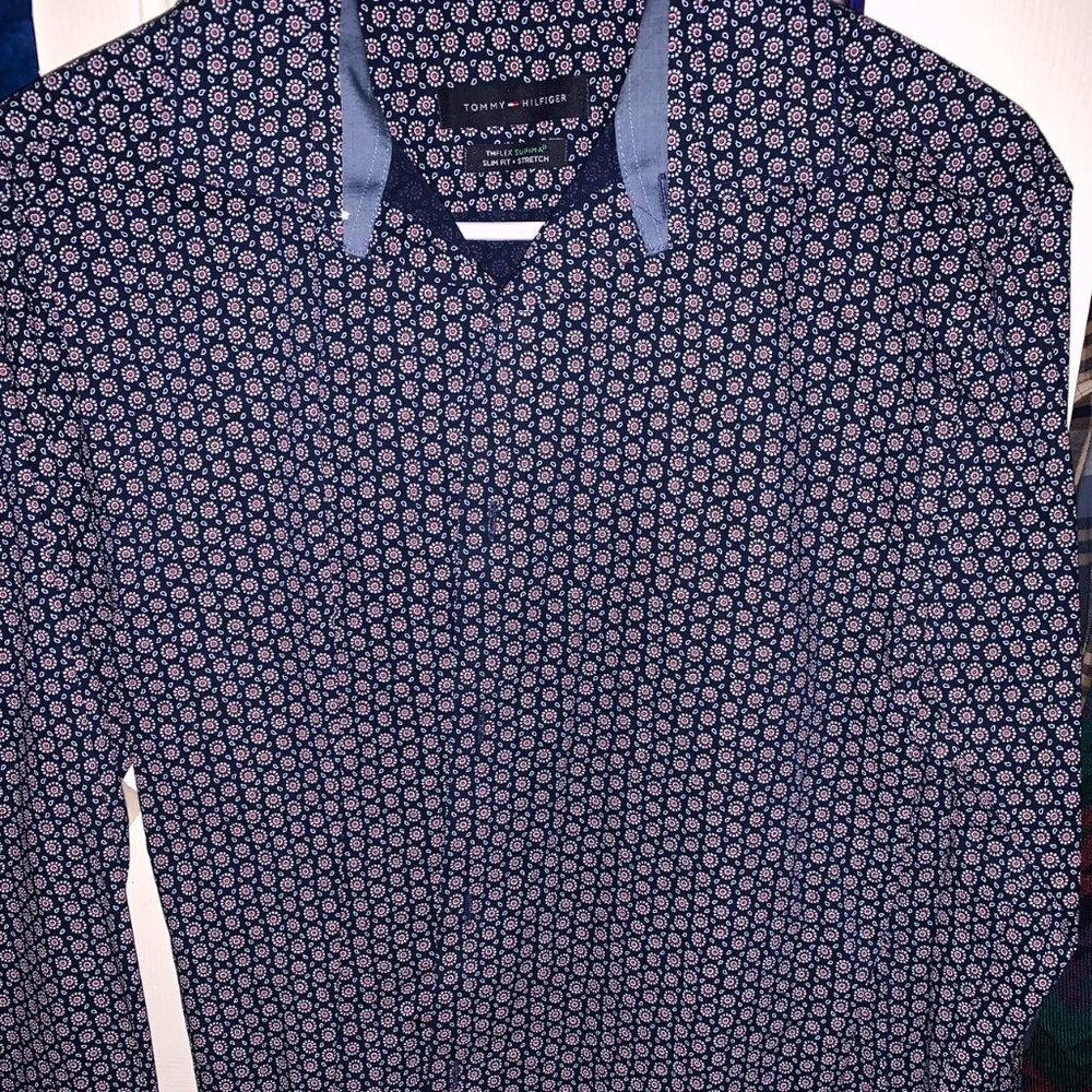 Tommy Hilfiger pattern dress shirt